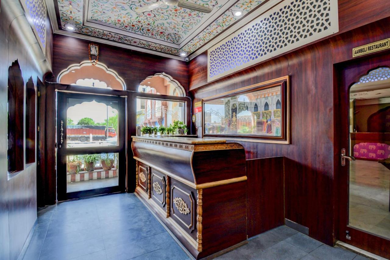 Oyo 22400 Hotel Lichana Haveli Jaipur Bagian luar foto