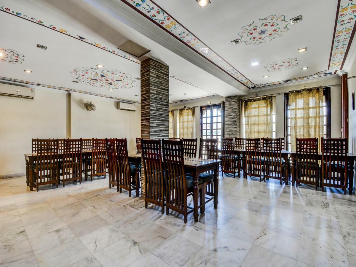Oyo 22400 Hotel Lichana Haveli Jaipur Bagian luar foto